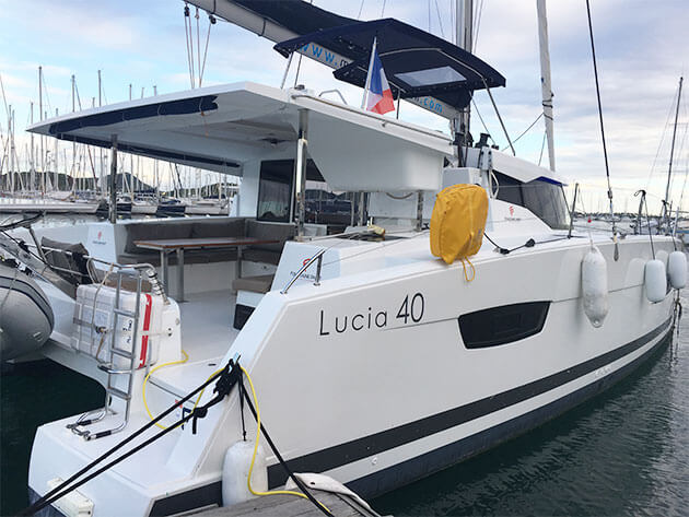 Lucia 40 Lucia 40